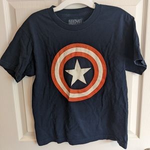 Captain America Child's XL/Adult Small Tshirt